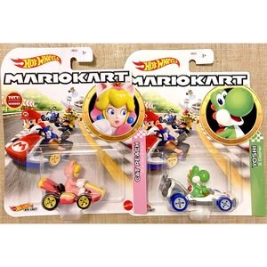 CAT PEACH & YOSHI Mario Kart Hot Wheels Die-Cast Race Karts Cars‎